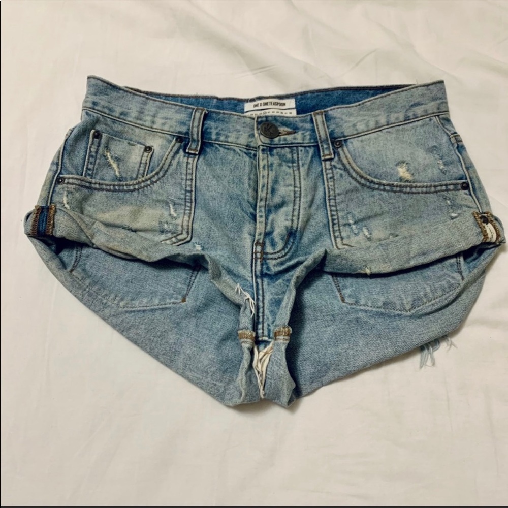 One X One Teaspoon Jean Shorts Size 26